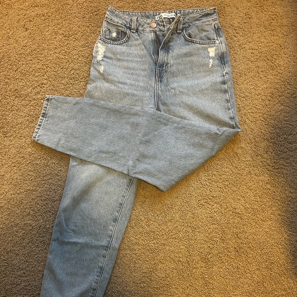 Zara Straight Leg Distressed Jeans - Picture 1 of 6